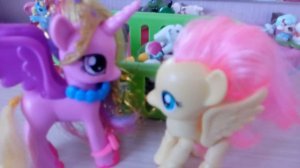Мультик My Little Pony. Мама купи мне игрушки!!