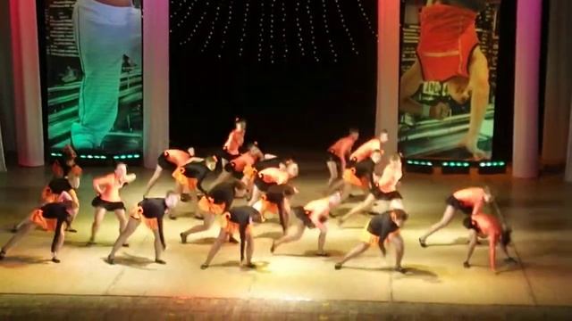 Танго.avi смотреть онлайн