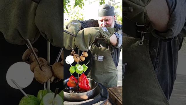 Форель с овощами из тандыра
