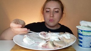 ВАРЕНИКИ  ВИШНЕЙ И ТВОРОГОМ МУКБАНГ АСМР | DUMPLINGS WITH CHERRIES AND COTTAGE CHEESE MUKBANG ASMR