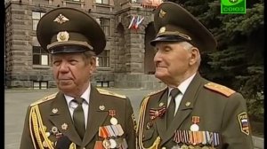 Возложение венков к памятнику маршалу Жукову