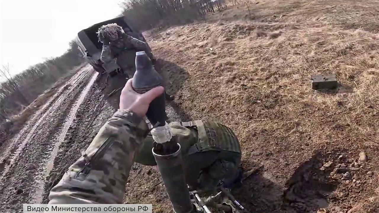 На Купянском направлении российские минометчики уничтожили скопление боевиков и техники ВСУ