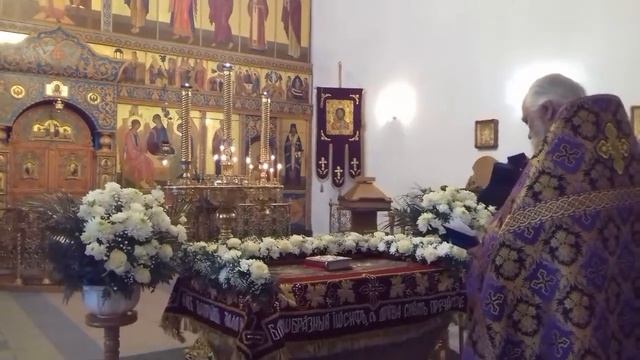 Страстная пятница. Молитва у плащаницы Господа. Марфо-Мариинский женский монастырь. смотреть онлайн