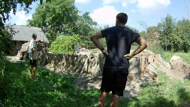 2020.08.22 Дача. Опустили каркас в опалубку смотреть онлайн