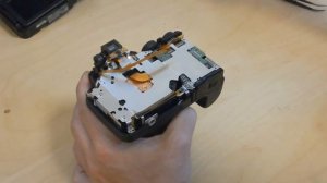 How to Replace a Nikon P900 Lens