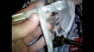 Кулиса вместо первой передачи включается третья либо задняя, вместо второй четвертая.