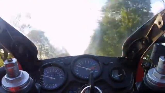 Бесконечная мощность от Moto Life. (Honda CBR 600F) смотреть онлайн