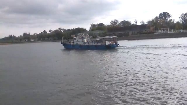 Катер на реке ДОН.ТИП ЯРОСЛАВЕЦ. смотреть онлайн