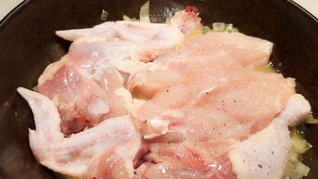 КУРОЧКА ПО-ЕВРЕЙСКИ С ЛУКОМ И СОДОЙ #КурицаСсодой #КурицаСлуком #КурицаПОеврейски #КарусельРецептов