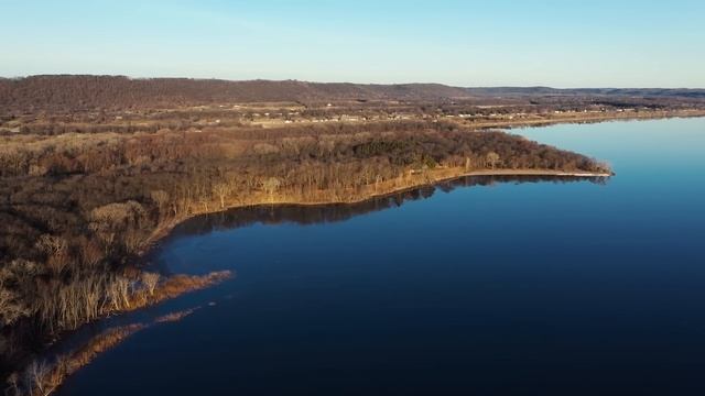 Пытаясь оприходовать сочную девку, негодяй уже предвкушал удовольствие. Но он не знал об одном смотреть онлайн