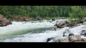 Baikal. Горная река. Путешествие на лодках. Водомёт.