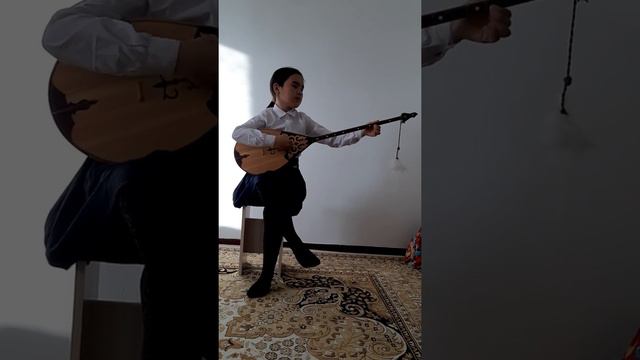 Қостау сабағы. В.Моцарт "Аллегретто" Асанбай Каусар 1-сынып оқушысы. смотреть онлайн