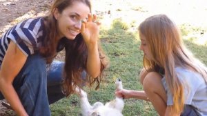 How to Castrate a Male Goat Using an Elastrator Banding Tool - So Easy, Even a 9 year old can do it