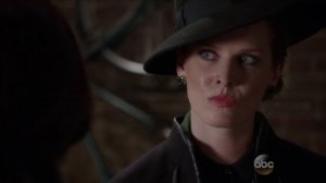 OUAT - 5x10 'Once you go green, you'll never go queen' [Zelena, Regina & Robin]