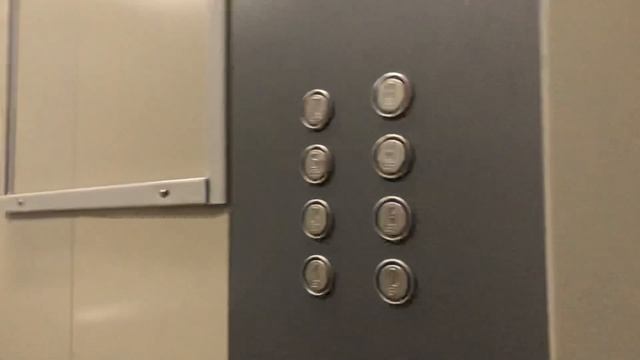 Кайфовый звук двигателя лифта:Ecomaks (Г. Екатеринбург) Ул.Высоцкого 10 смотреть онлайн