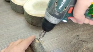 Снеговик из спилов. Украшение под ёлку своими руками.