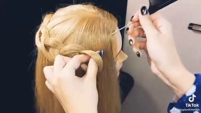 Причёска для девочек с средней длинной волос. смотреть онлайн