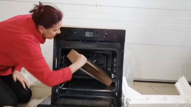 Распаковка — Электрический духовой шкаф Hotpoint-Ariston FA2 841 JH BL HA