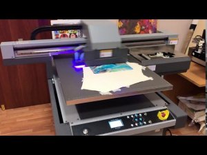 УФ принтер FS-А1UV печать на светлой коже с выборочным лаком