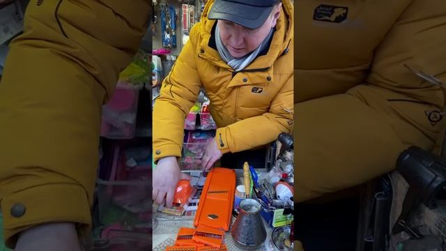 Оранжевая терка с держателем