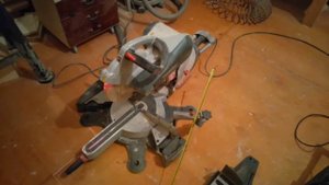 Сравнение торцовок Metabo KGS 254 i Plus и Bosch GCM 10