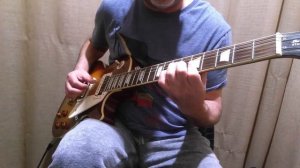 Mr Sandman на гитаре