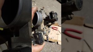 Замена болтов КХХ дроссельной заслонки 3s fe