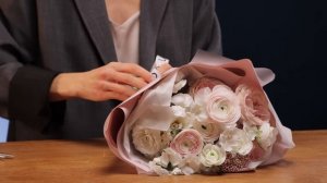 КАК УПАКОВАТЬ КРУГЛЫЙ И РАСКИДИСТЫЙ БУКЕТЫ | МАСТЕР-КЛАСС ОТ LBA