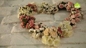 Венок-сердце из цветов. Декоративный венок из искусственных цветов. Идеи для декора интерьера