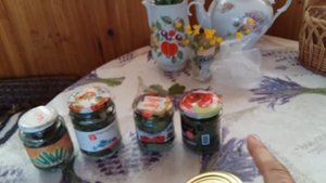 Ферментированный чай.Готовить из листьев,смородины,малины,земляники.