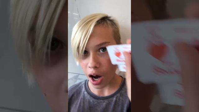 Грустный мини фильм про работу Арсения смотреть онлайн