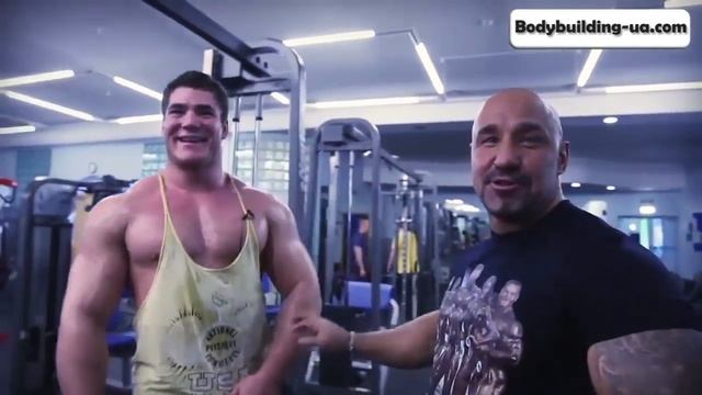 Андрей Лобанов. Тренировка плеч и бицепсов..mp4 смотреть онлайн
