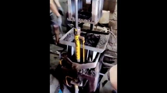 Производство стенового блока. Матрица от завода "Станформа" смотреть онлайн