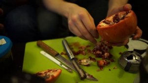 Как сделать кальян на фрукте? (гранат)