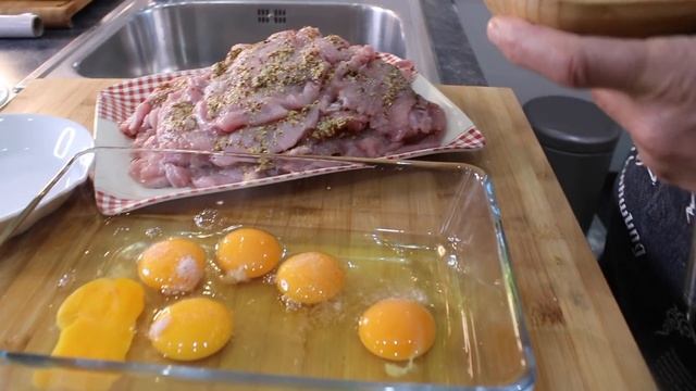 Необычный рецепт хрустящей и сочной отбивной свинины ,который вам очень понравится!