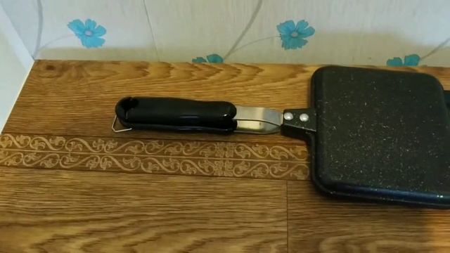 Бутербродница с  AliExpress с антипригарным покрытием.Для газовой плиты