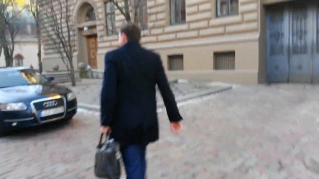 Artuss Glumovs Kaimiņš смотреть онлайн