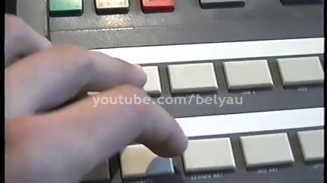 Санечка Беляев и Alesis HR16.mp4 смотреть онлайн