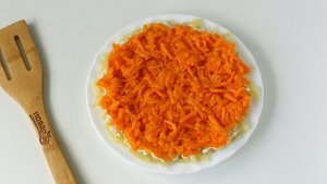 Салат Снежные сугробы с грибами