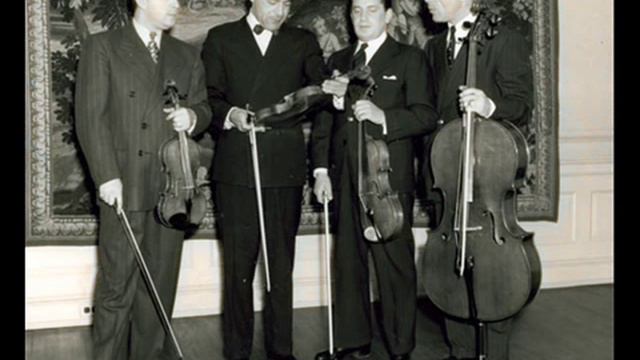 The Budapest String Quartett plays Mozart : "Dissonance" quartet IV. смотреть онлайн