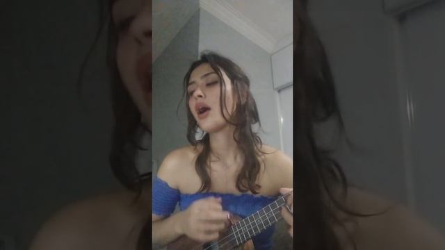 happier than ever cover смотреть онлайн