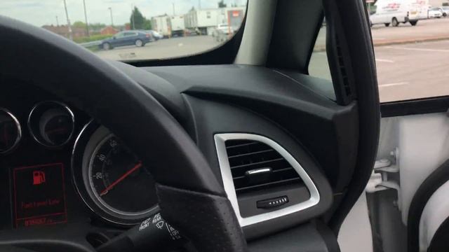 MK15CPY Vauxhall Astra GTC 1 4 16V Turbo 140ps SRi 3dr смотреть онлайн