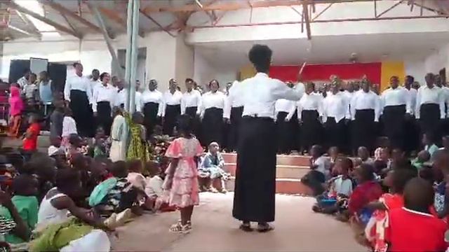 MT.JOSEPHINE BAKHITA SIRIKISHO LA PAROKIA YA IGOMA смотреть онлайн