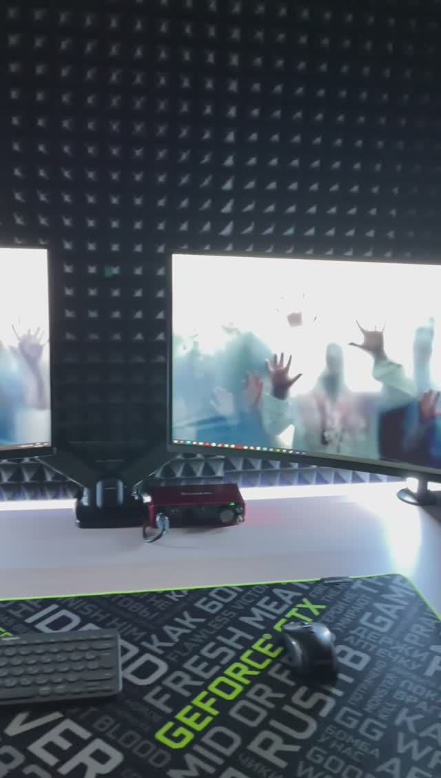 Не очень живые обои смотреть онлайн