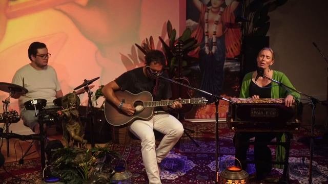 Warning! Tears Inevitable - Deeply Moving Kirtan