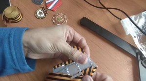 Обтяжка муаровой лентой тройной колодки для медалей