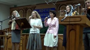 Ранним утром и ночью уж поздней.
