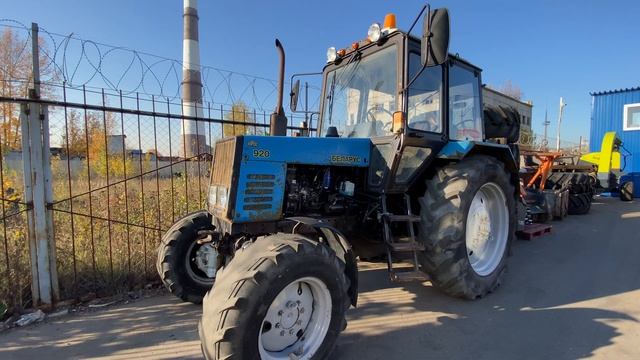 Обслуживание и восстановительные работы древних тракторов Беларус-82.1, Беларус-920 смотреть онлайн