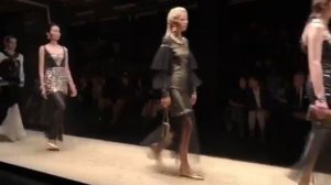 Кристен Стюарт на шоу Шанель в Сеуле 28 мая.