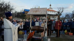Во Иордане крещающуся Тебе, Господи... Чин Великого освящения воды